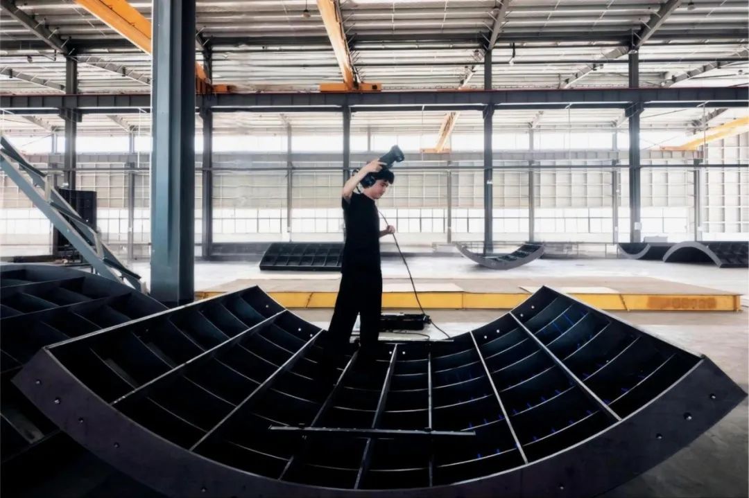 {no.0001} (1).jpeg {no.0001} (1).jpeg